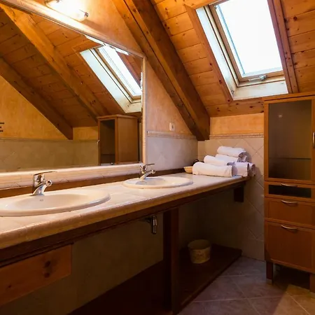 펜션 Brisa De Jaca Chalet En *